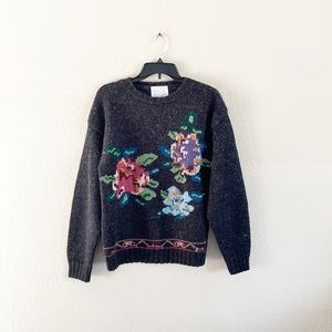Chance Encounters Hand Knit Floral Dark Gray‎ Wool Blend Sweater